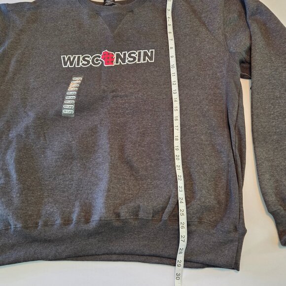 NWT - Signature Concepts Wisconsin Plaid Crew Sweatshirt, 2XL, Charcoal Gray - Picture 4 of 12